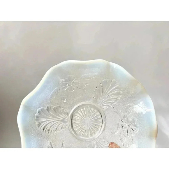 Vintage 1905 EAPG "Blossoms Palms" White Opalescent Glass Floral Bowl - 8" - Picture 5 of 10